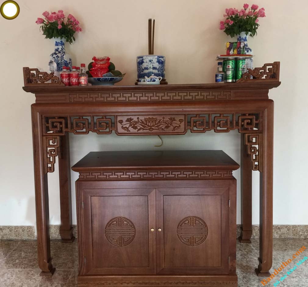 Bàn thờ tổ tiên 09