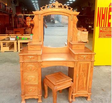 Bàn trang điểm 05